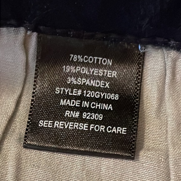 Colleen Lopez - Picture 5 of 6